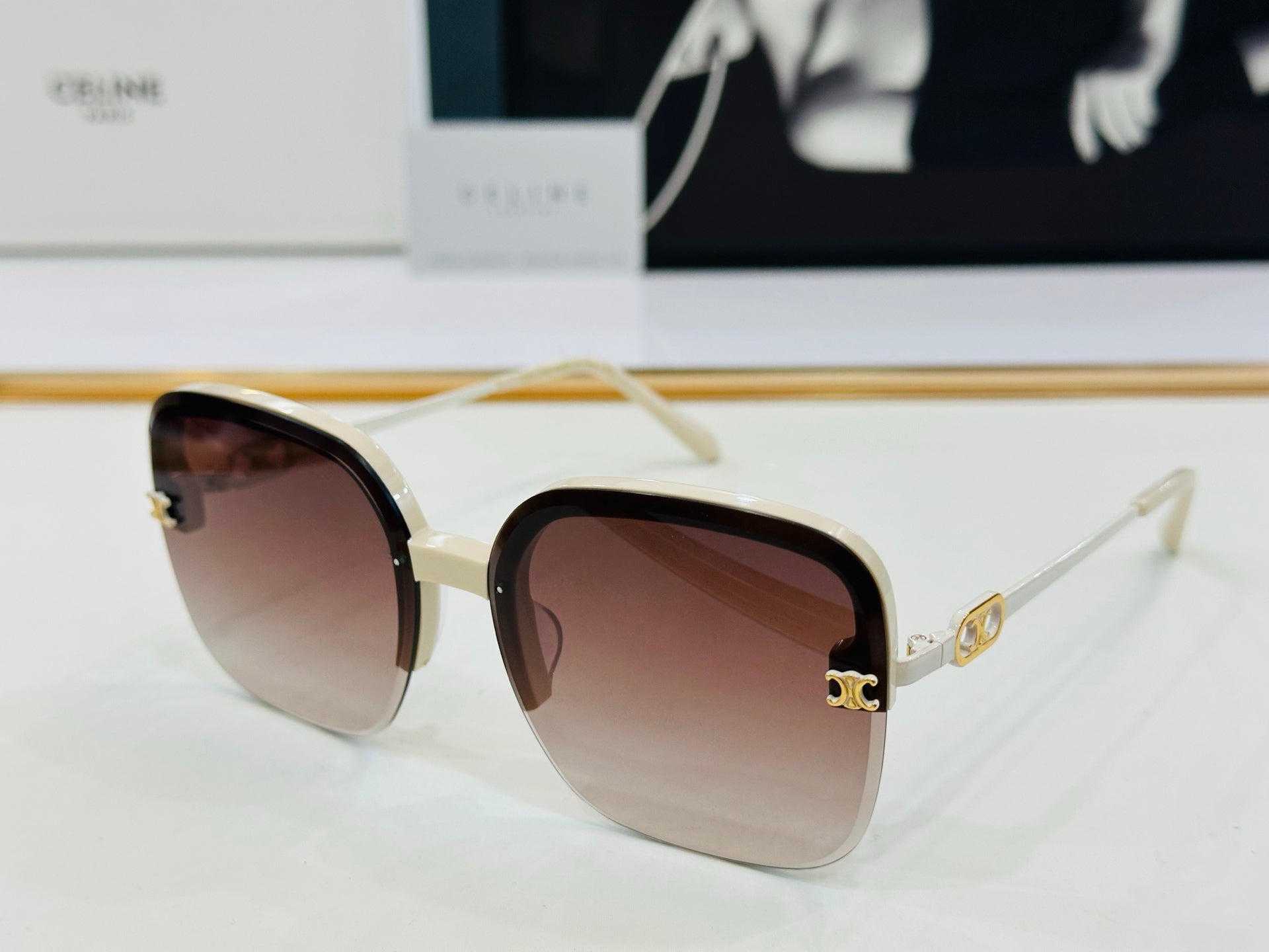 CELINE TRIOMPHE SQUARE SUNGLASS CL40251 IN METAL