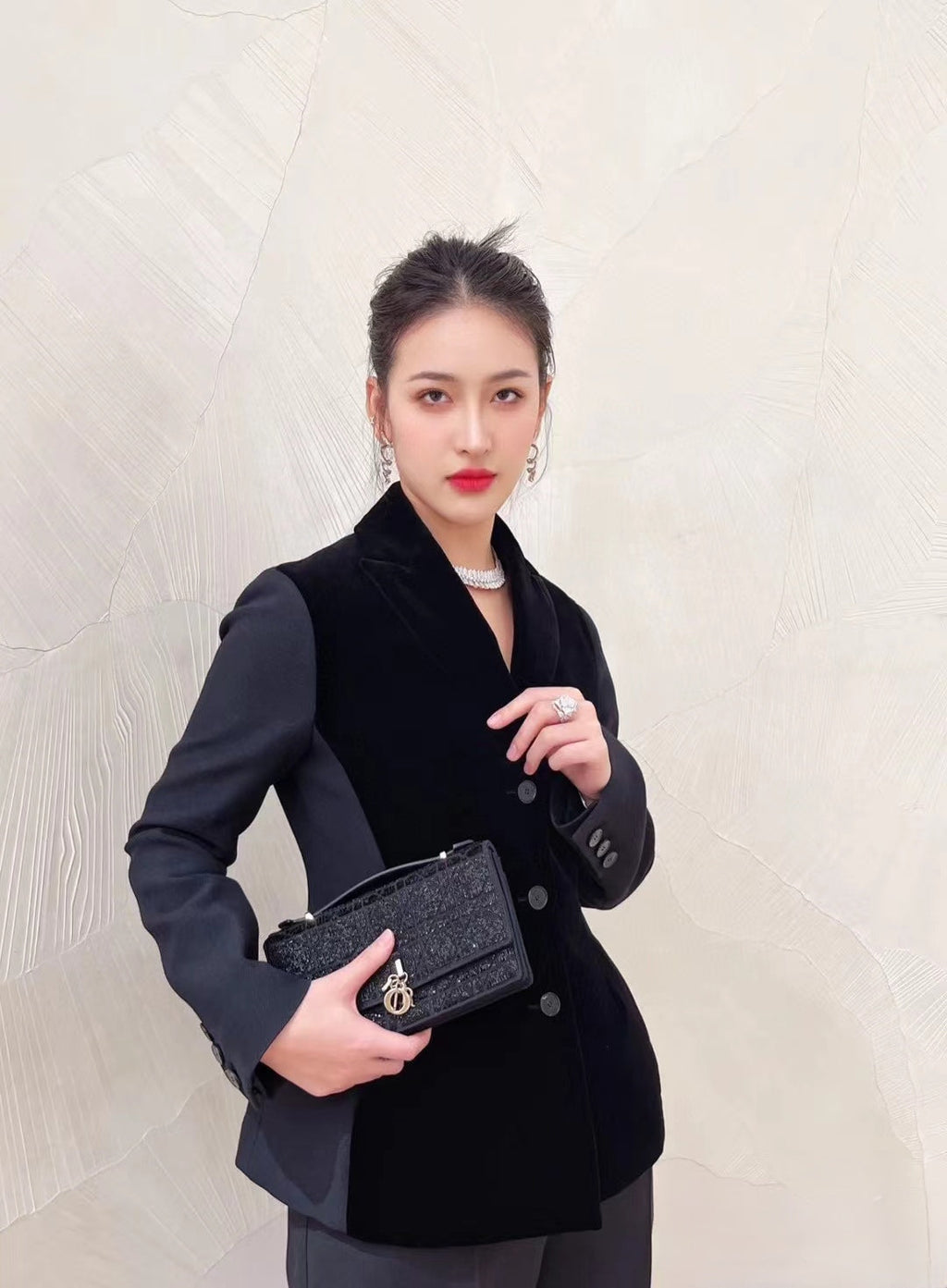 DIOR 25S VELVET BLAZER 677