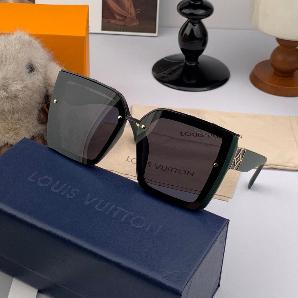 LOUIS VUITTON SQUARE SUNGLASSES L822 IN ACETATE