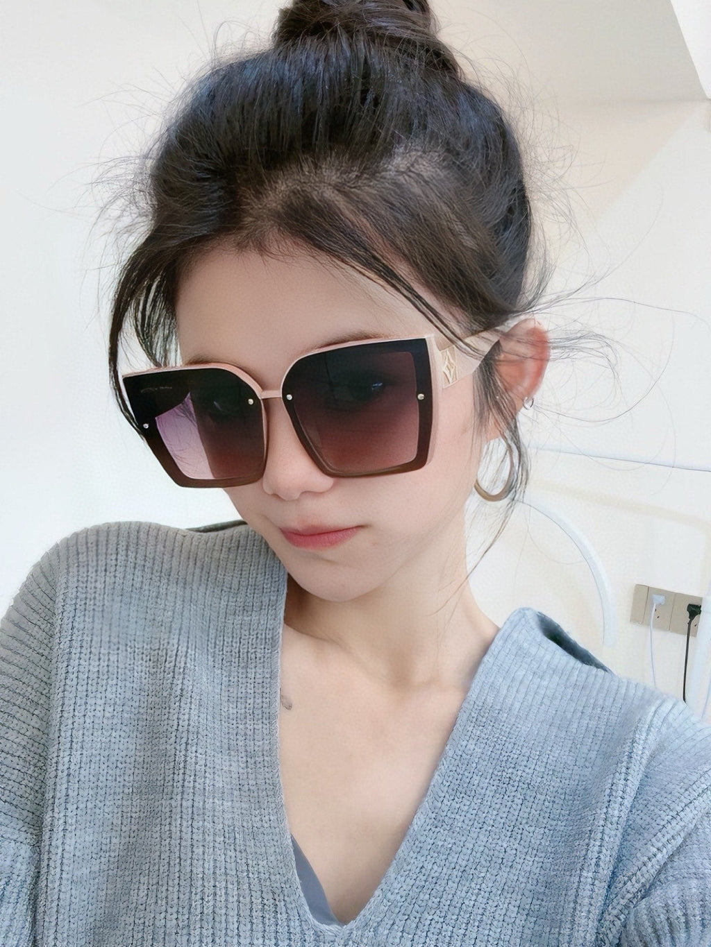 LOUIS VUITTON SQUARE SUNGLASSES L822 IN ACETATE