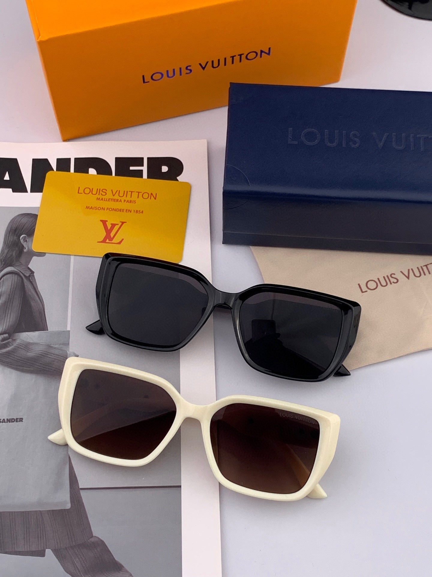 LOUIS VUITTON SQUARE SUNGLASSES L6221 IN ACETATE