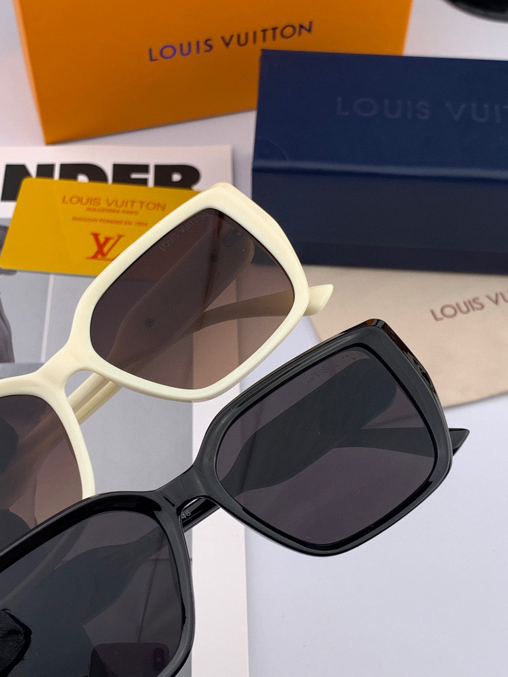 LOUIS VUITTON SQUARE SUNGLASSES L6221 IN ACETATE
