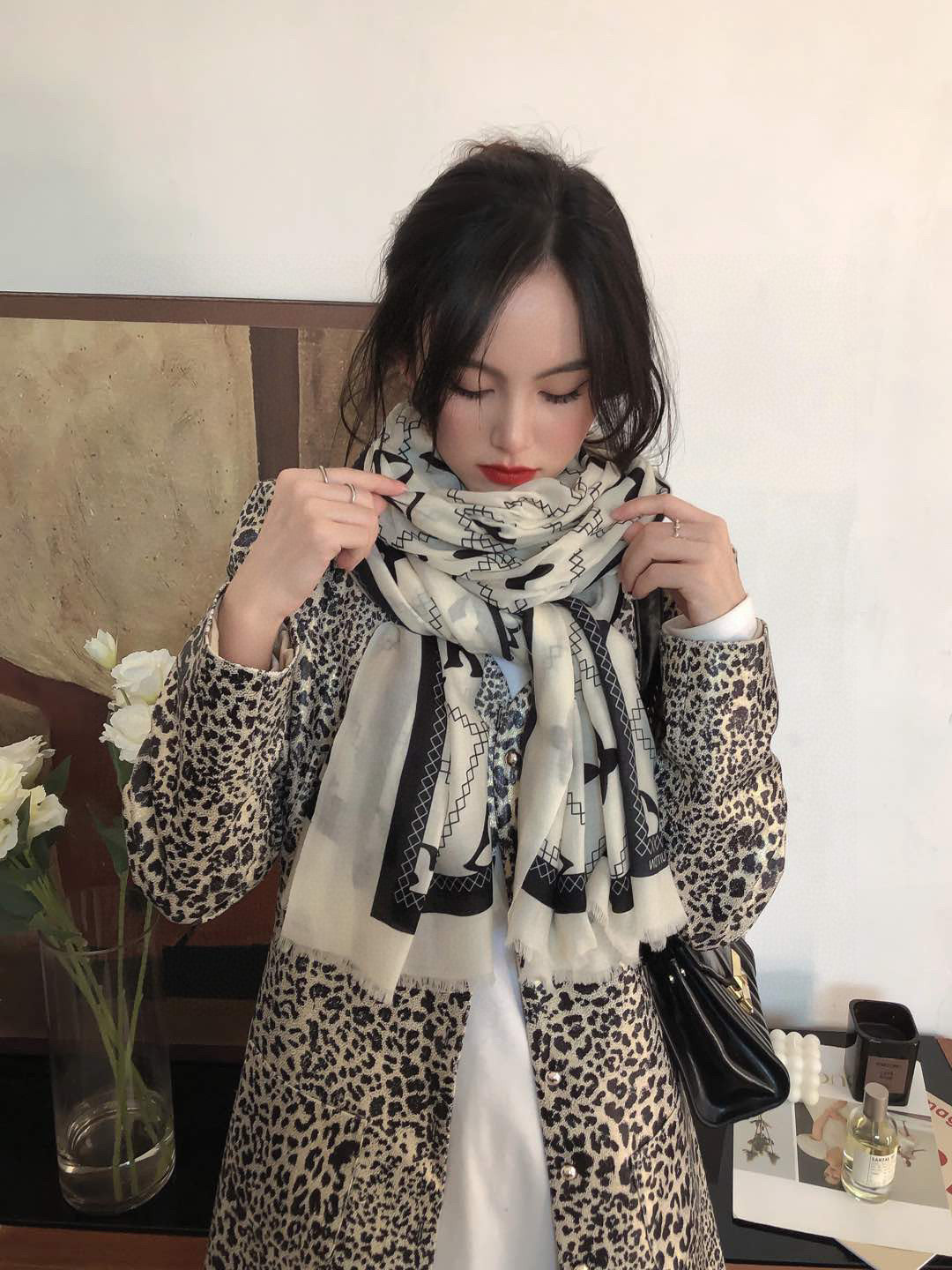 LOUIS VUITTON LV SCARF 200 CM IN CASHMERE 738535