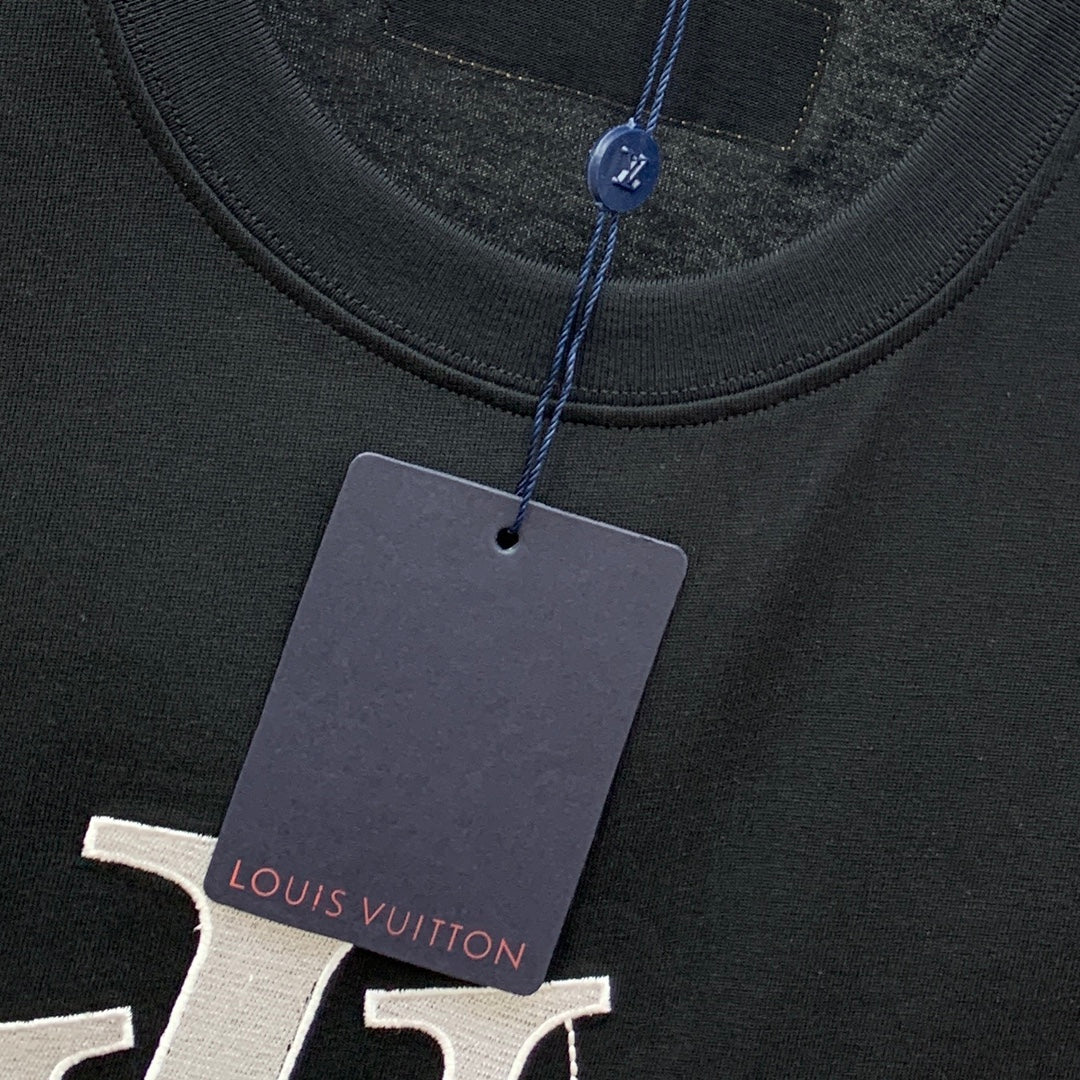 LOUIS VUITTON LV T-SHIRT IN BLACK COTTON STYLIZED LOGO 238873