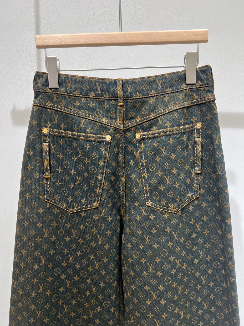 LOUIS VUITTON LV 25S WIDE-LEG JEANS 0121