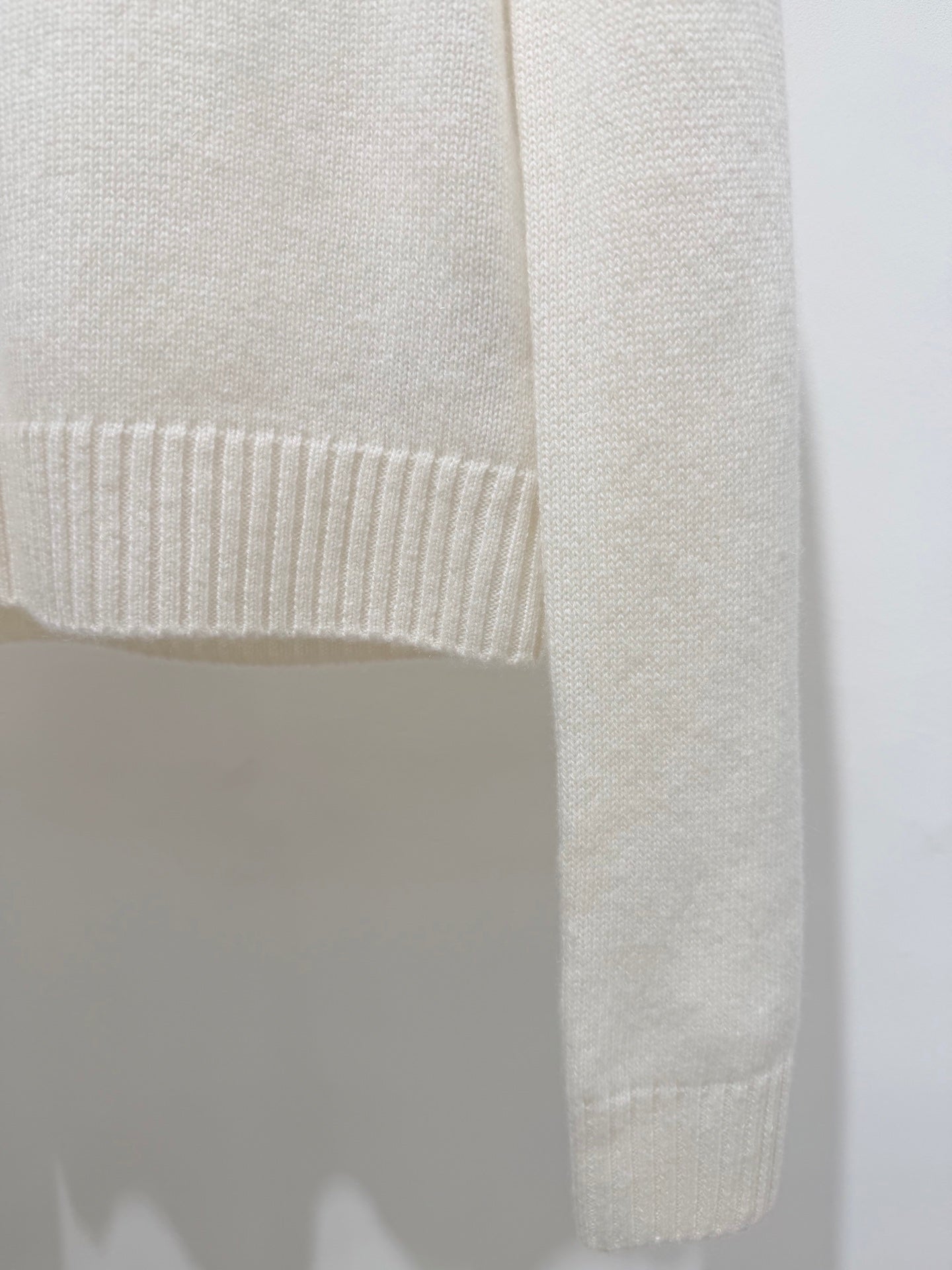 DIOR 25S CASHMERE SWEATER 633