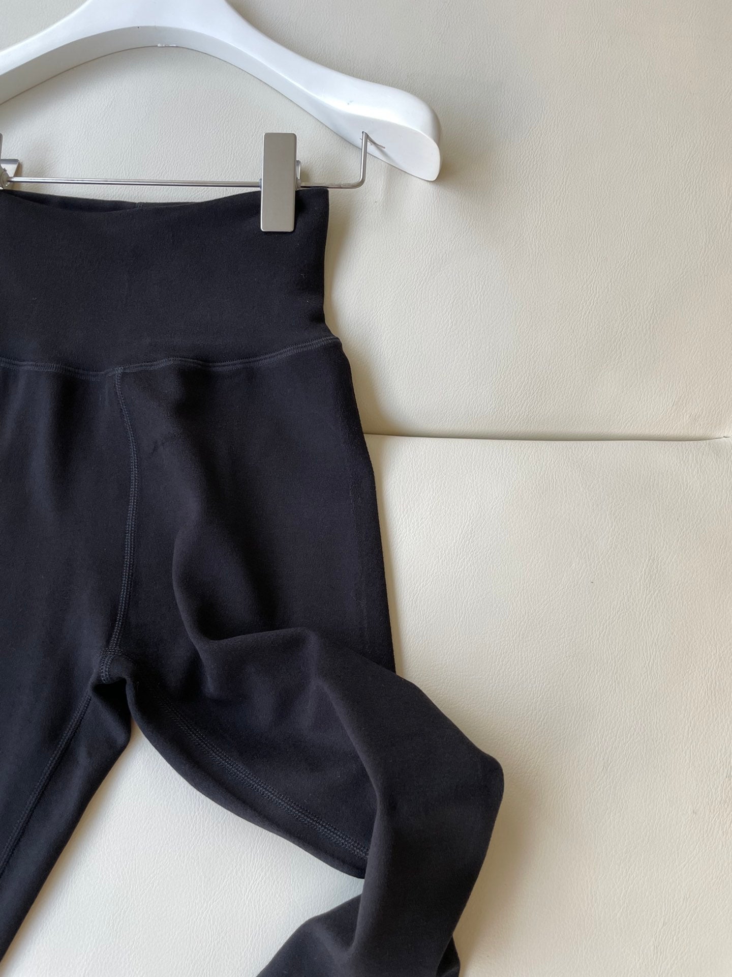 HERMES 25S YOGA LEGGINGS 071