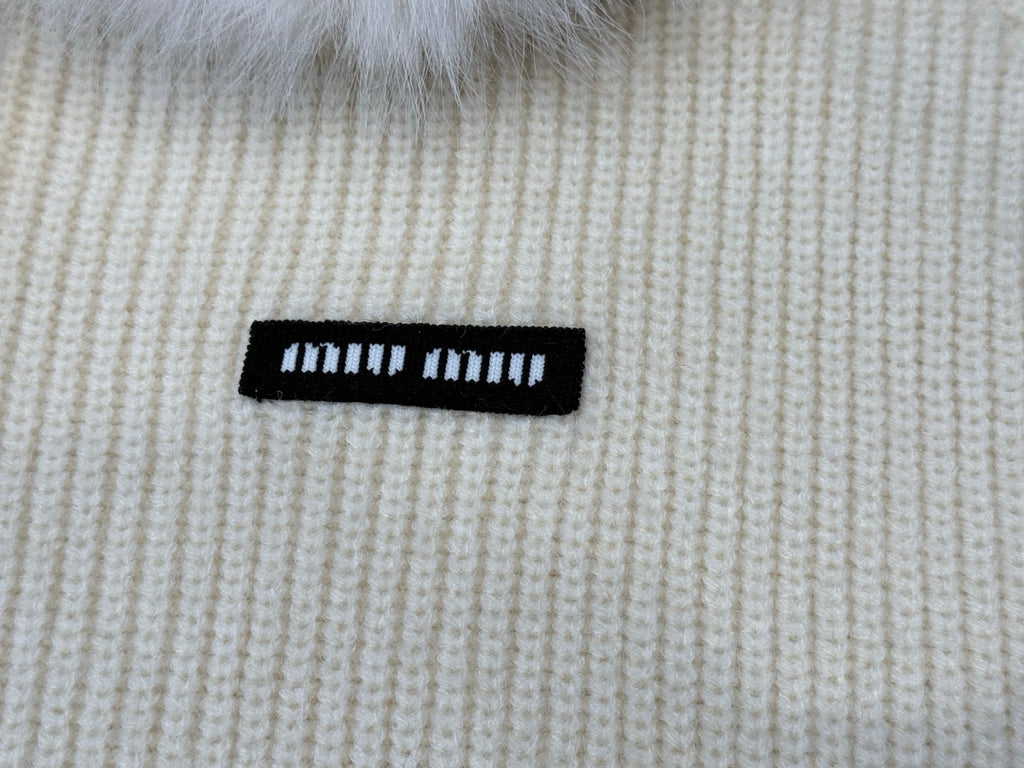 MIUMIU CARDIGAN STYLE 809