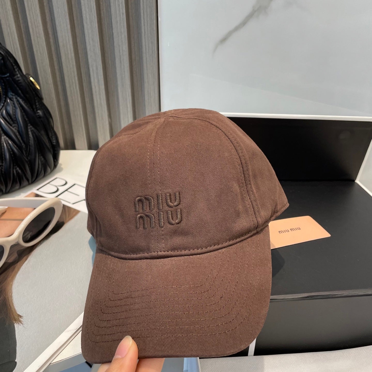 MM BASEBALL CAP IN BROWN ORANGE FABRIC BRAND EMBROIDERY
