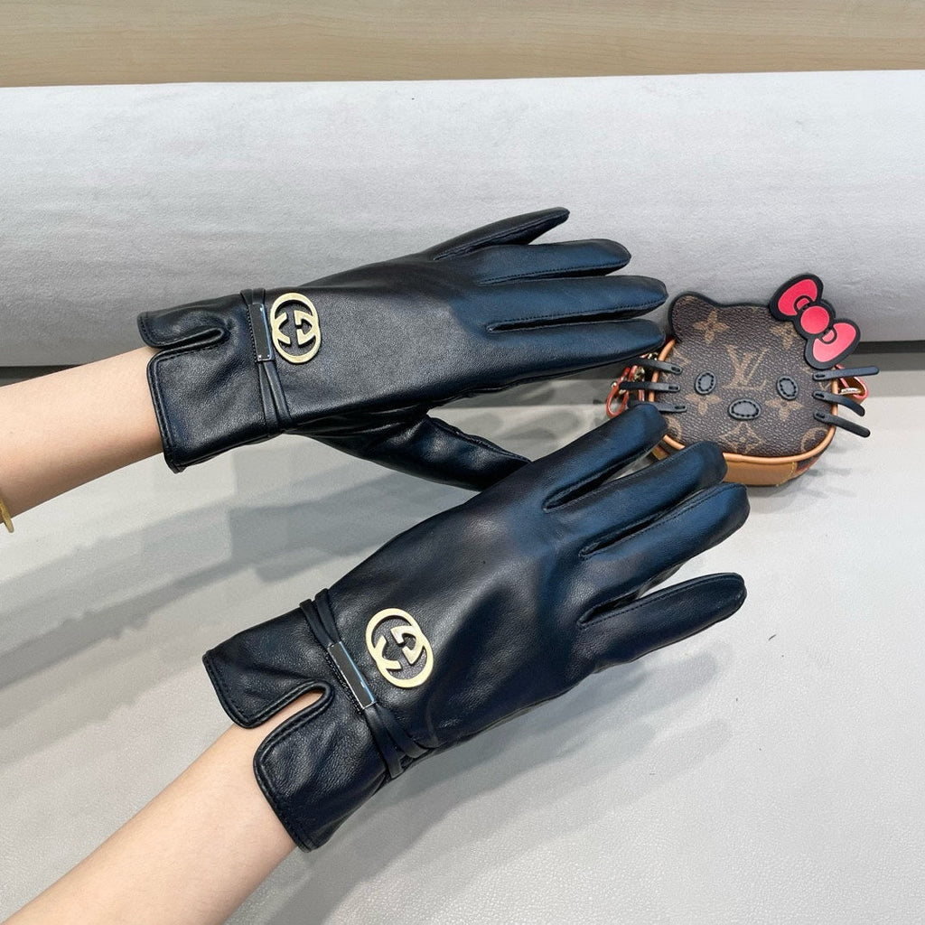 GUCCI TOUCHSCREEN GLOVES IN BLACK SHEEPSKIN 391498