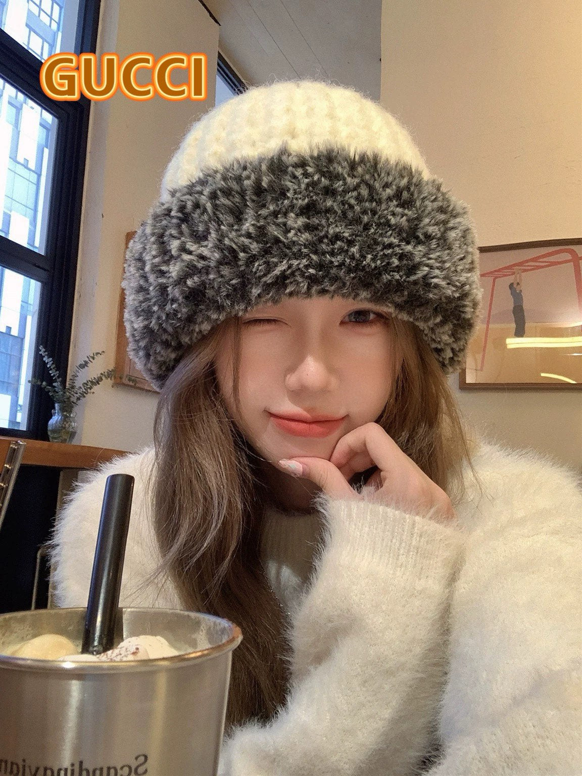 GUCCI BEANIE HAT IN WHITE WOOL AND FLEECE 399546