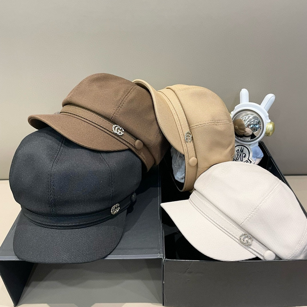 GUCCI BAKER BOY CAP IN WHITE FABRIC 400797