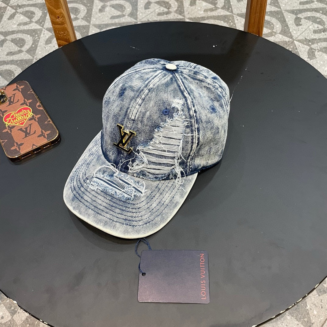 LOUIS VUITTON BASEBALL CAP IN LIGHT BLUE DENIM 404845