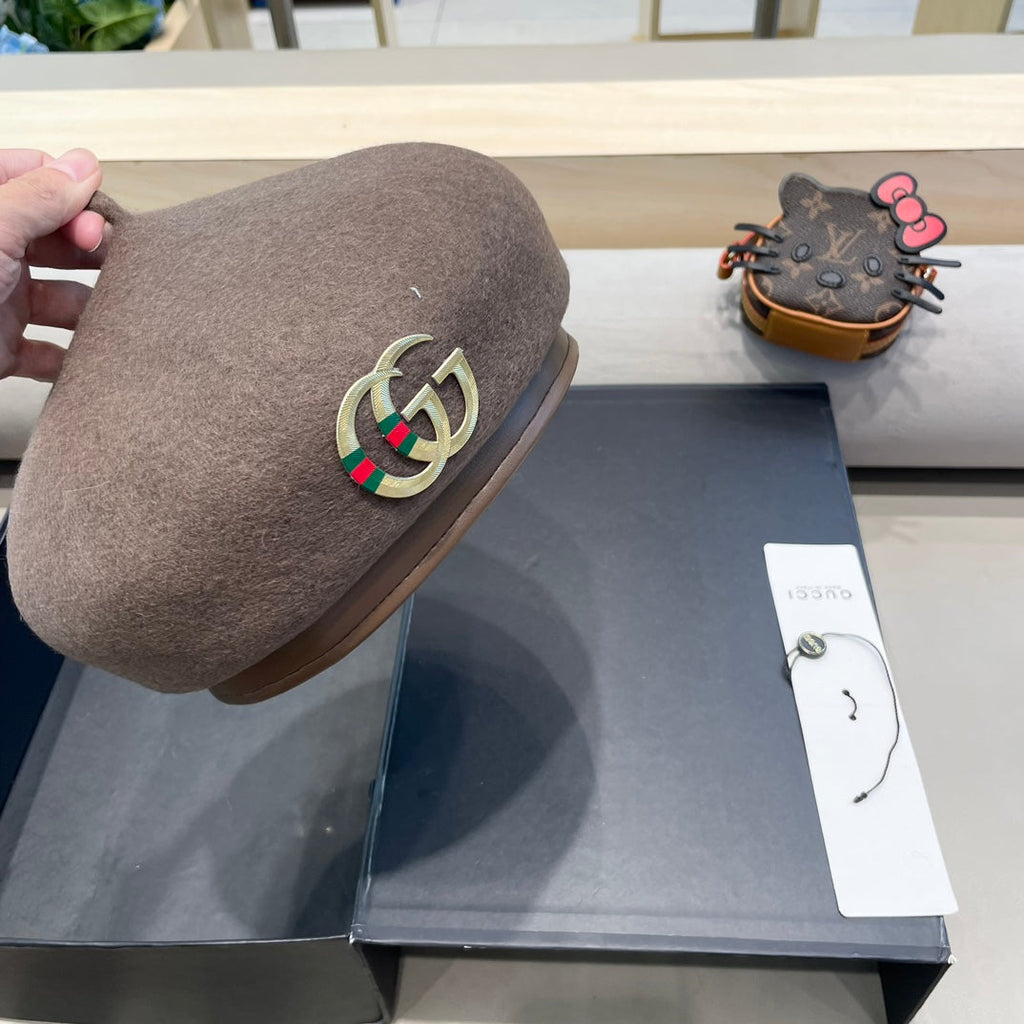 GUCCI BERET HAT IN WENGE BROWN WOOL 406888