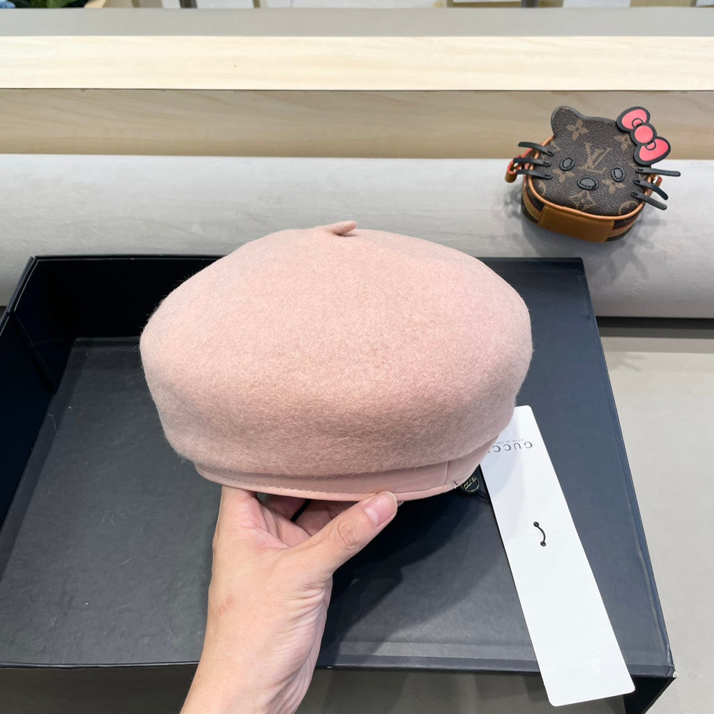 GUCCI BERET HAT IN LIGHT PINK WOOL 406887
