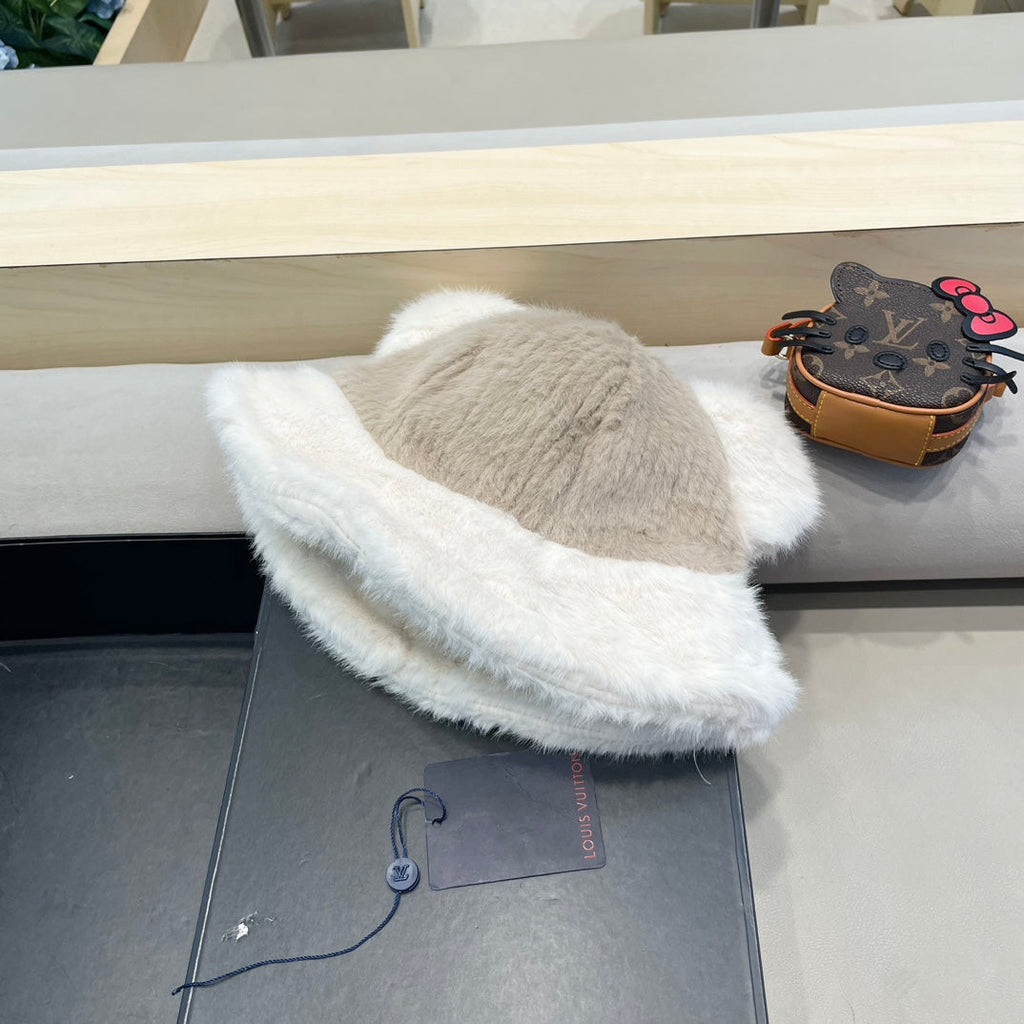 LOUIS VUITTON FISHERMAN HAT IN ECRU BEIGE MIX WHITE WOOL AND RABBIT FUR 409758
