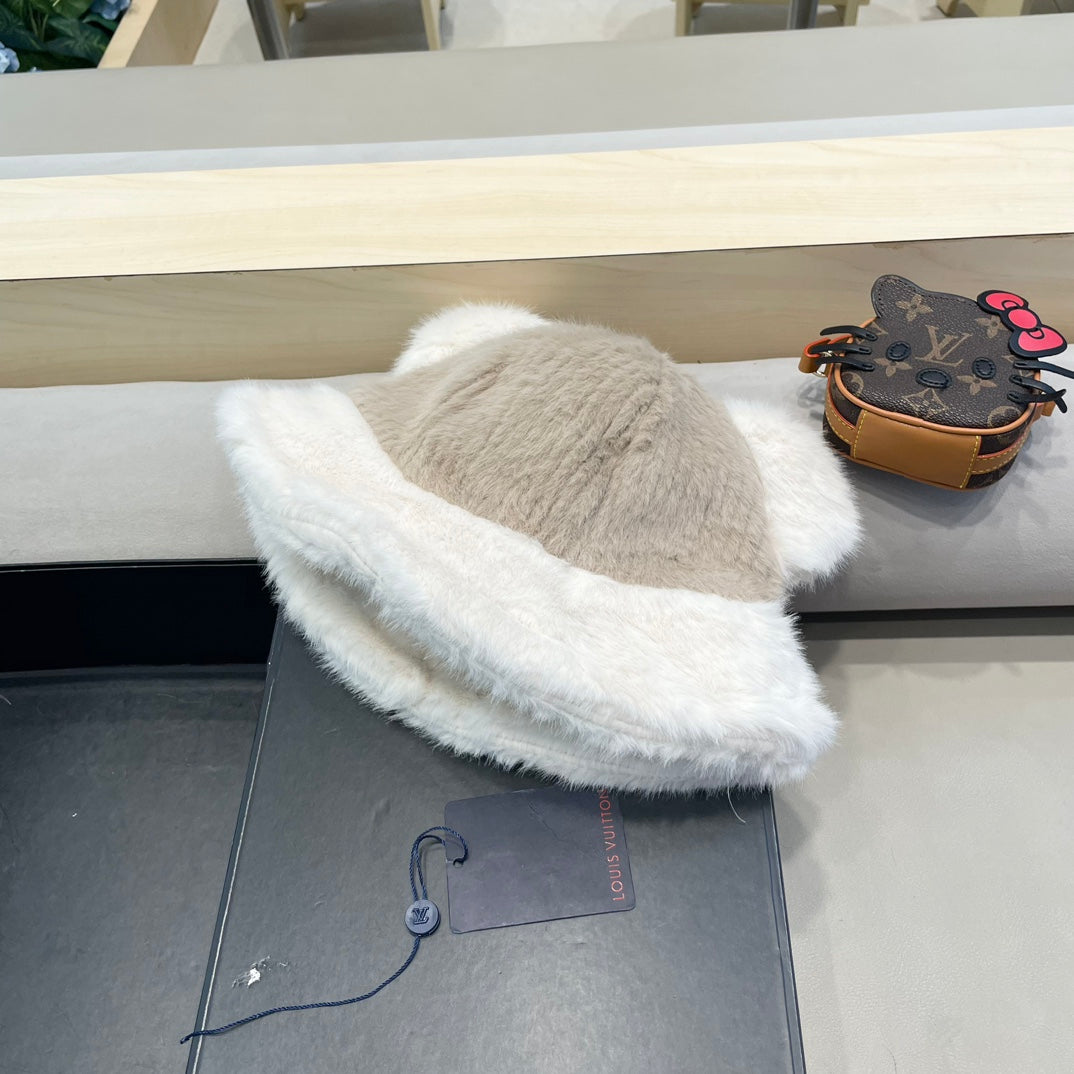 LOUIS VUITTON FISHERMAN HAT IN ECRU BEIGE MIX WHITE WOOL AND RABBIT FUR 409758