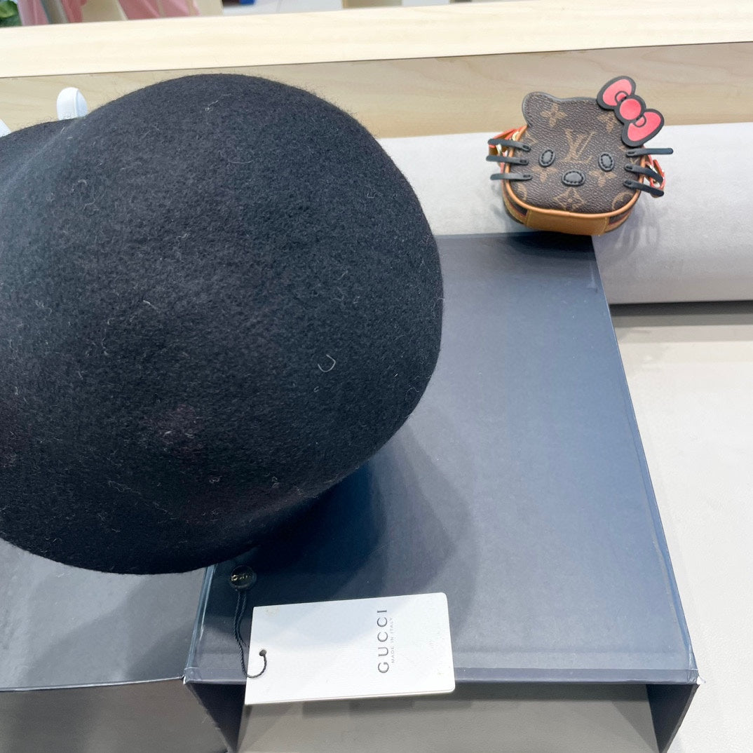 GUCCI BLACK BUCKET HAT 411347