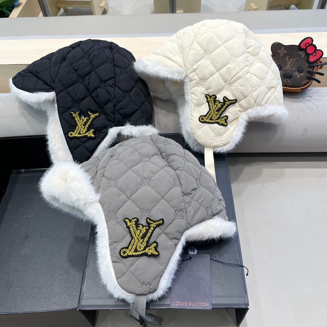 LOUIS VUITTON TRAPPER HAT IN GRAY COTTON 411229