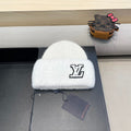 LOUIS VUITTON KNITTED BEANIE HAT IN WHITE WOOL AND RABBIT FUR 413354