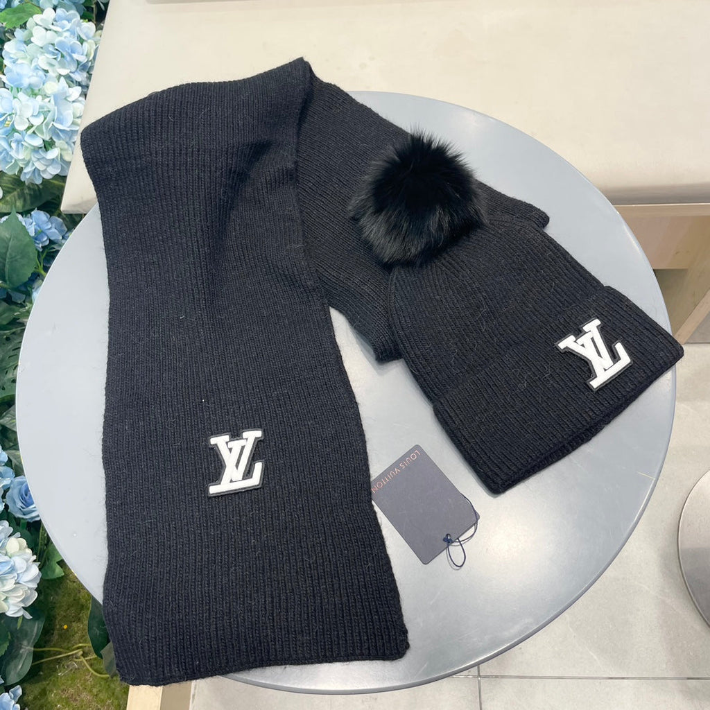 LOUIS VUITTON SET SCARF AND HAT IN BLACK WOOL AND FOX FUR 414772
