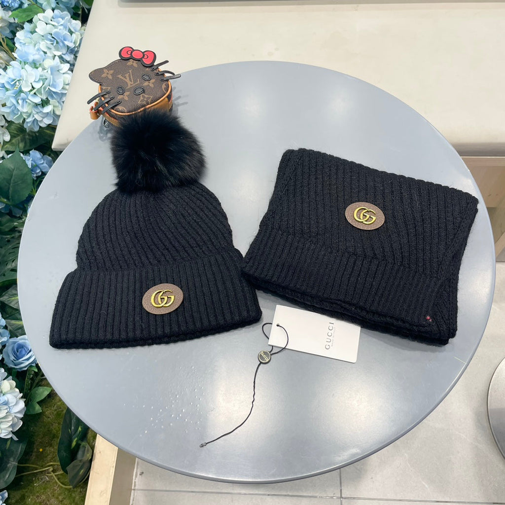 GUCCI SET SCARF AND HAT IN BLACK WOOL 414779