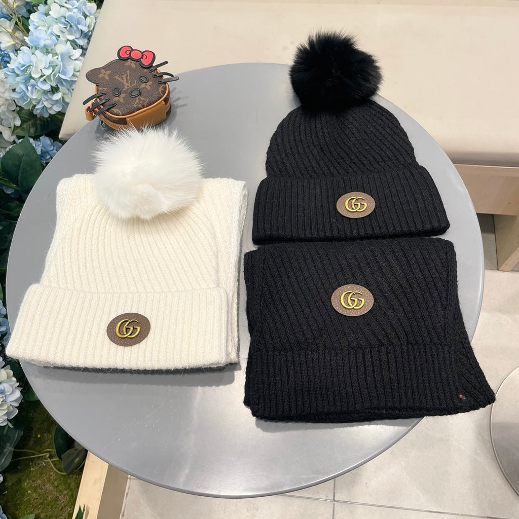 GUCCI SET SCARF AND HAT IN BLACK WOOL 414779