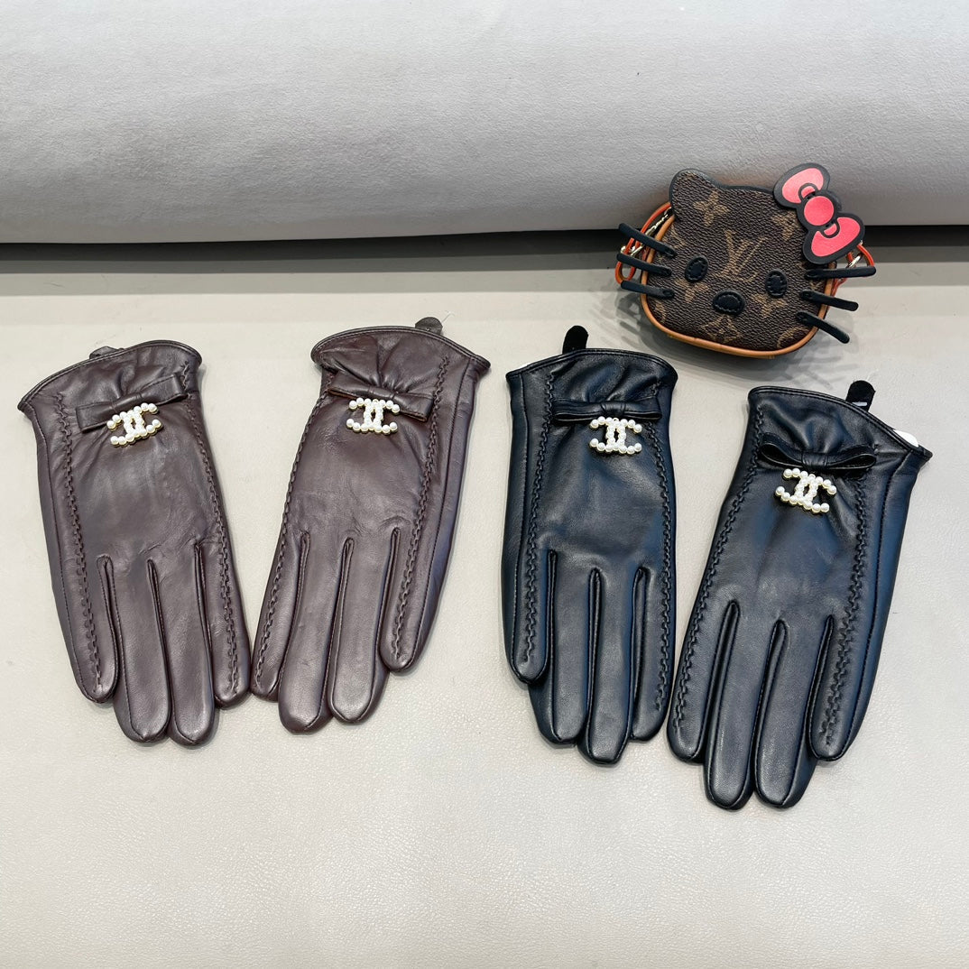 CHANEL GLOVES IN BRUNETTE BROWN LAMBSKIN 415821