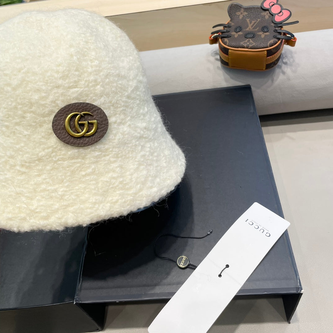 GUCCI BUCKET HAT WHITE CREAM 418096