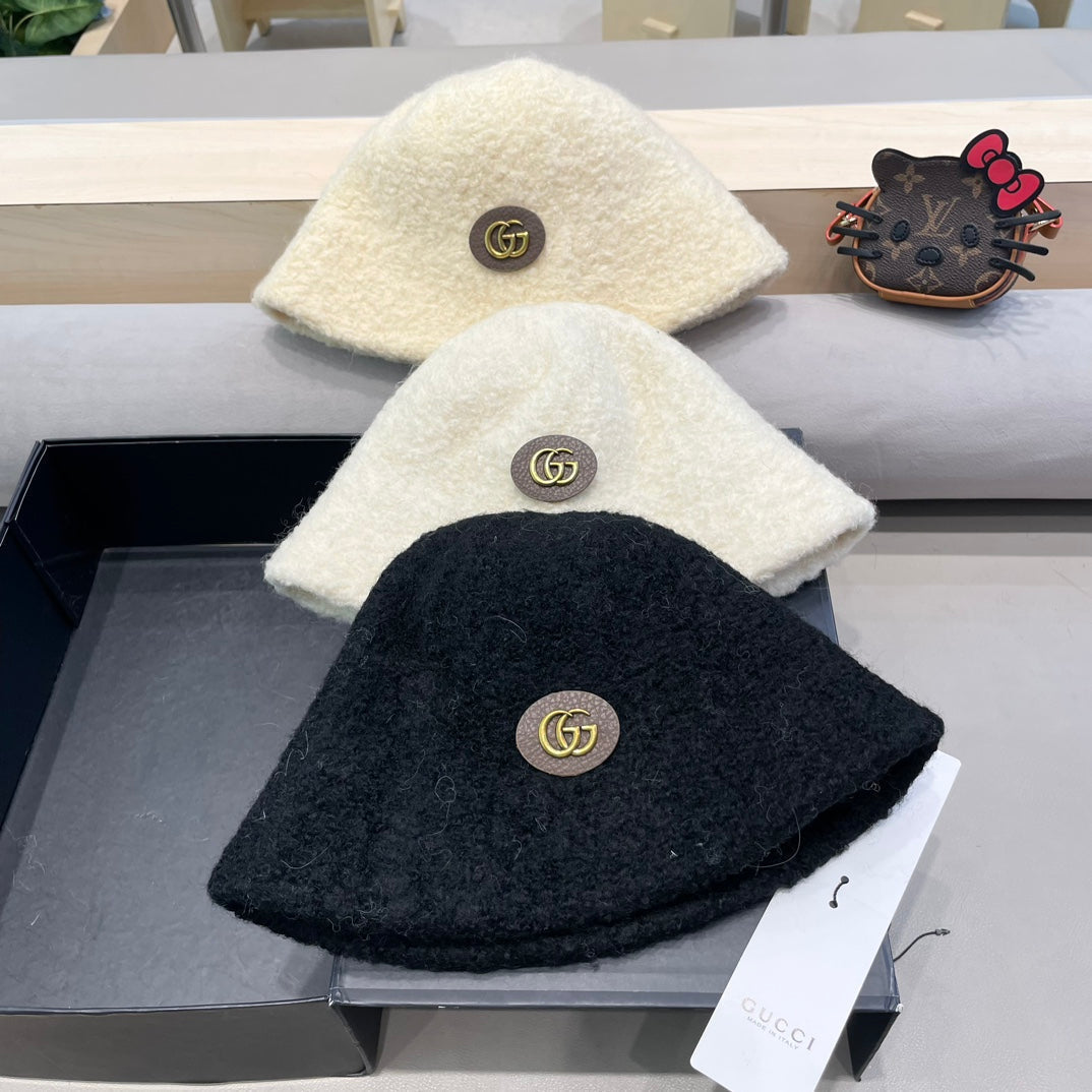 GUCCI BUCKET HAT WHITE CREAM 418096