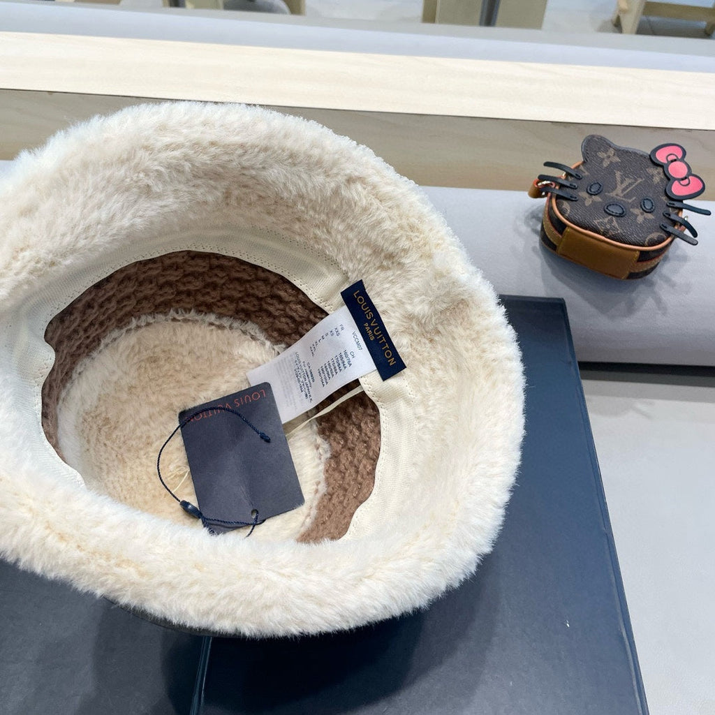 LOUIS VUITTON BUCKET HAT IN WHITE MIX BROWN WOOL 421037