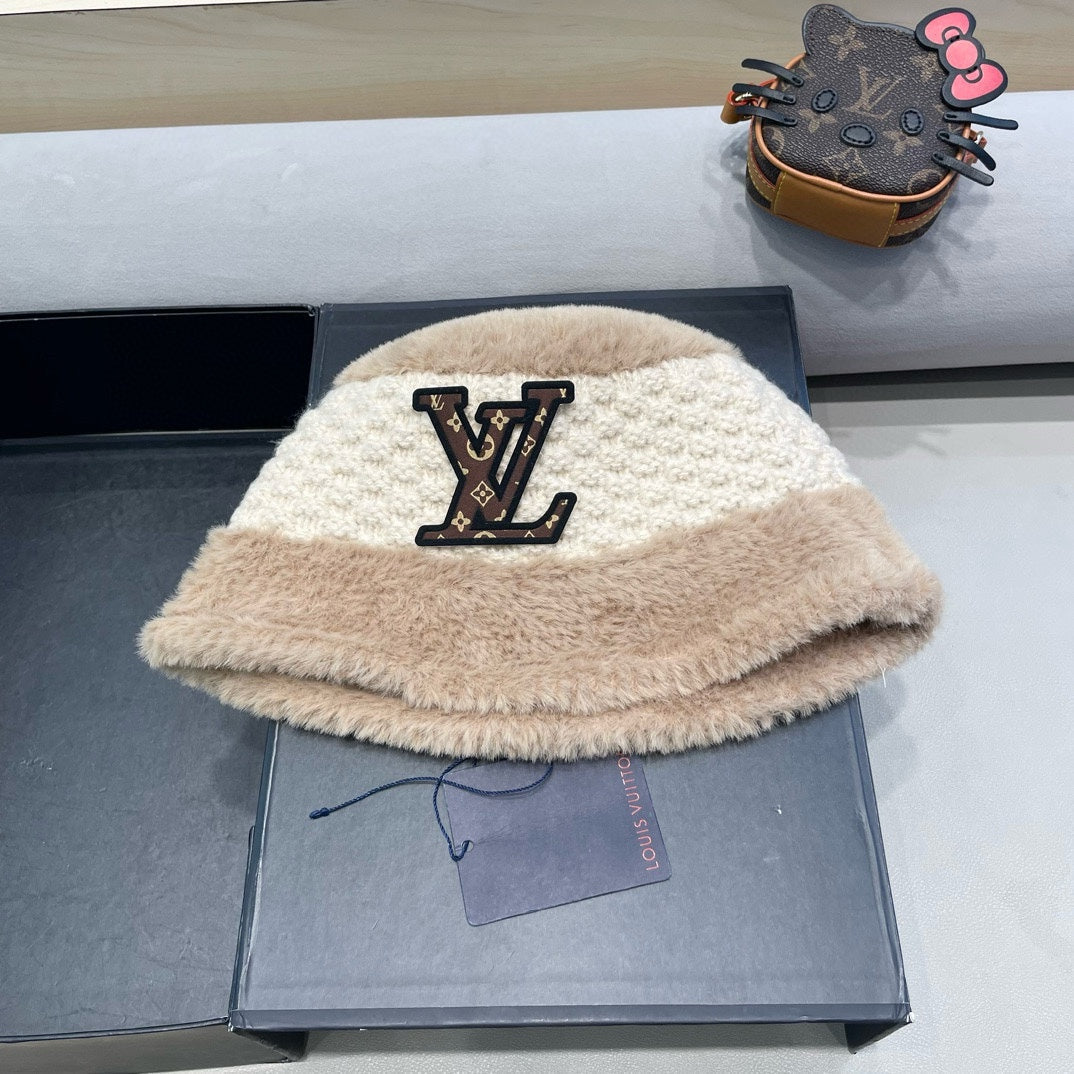 LOUIS VUITTON BUCKET HAT IN BEIGE MIX WHITE WOOL 421039