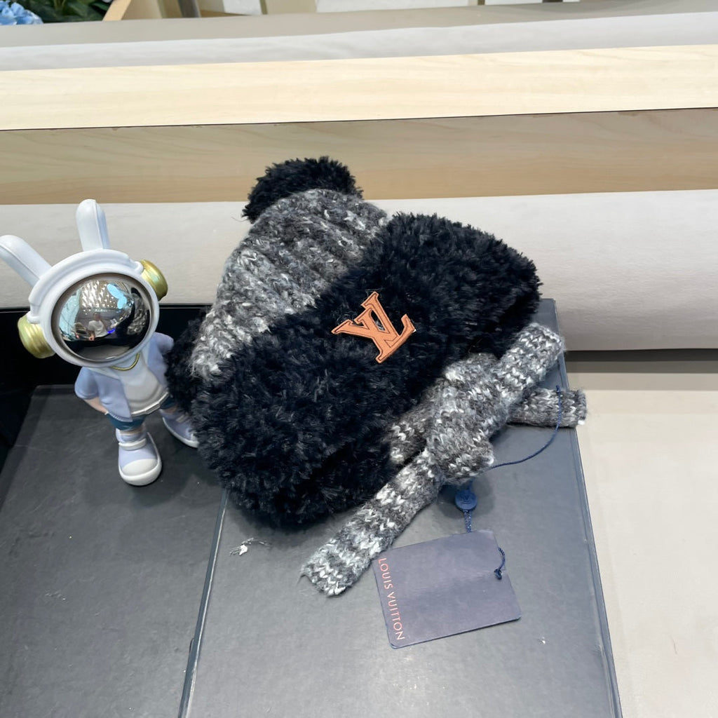 LOUIS VUITTON KNITTED BEANIE HAT IN BLACK MIX GRAY WOOL WITH CUTE BEAR EARS 422498