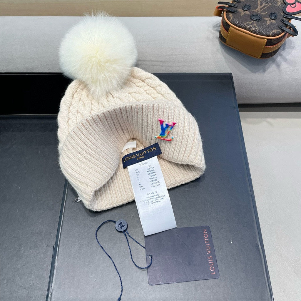 LOUIS VUITTON KNITTED BEANIE HAT IN BEIGE WOOL 426214