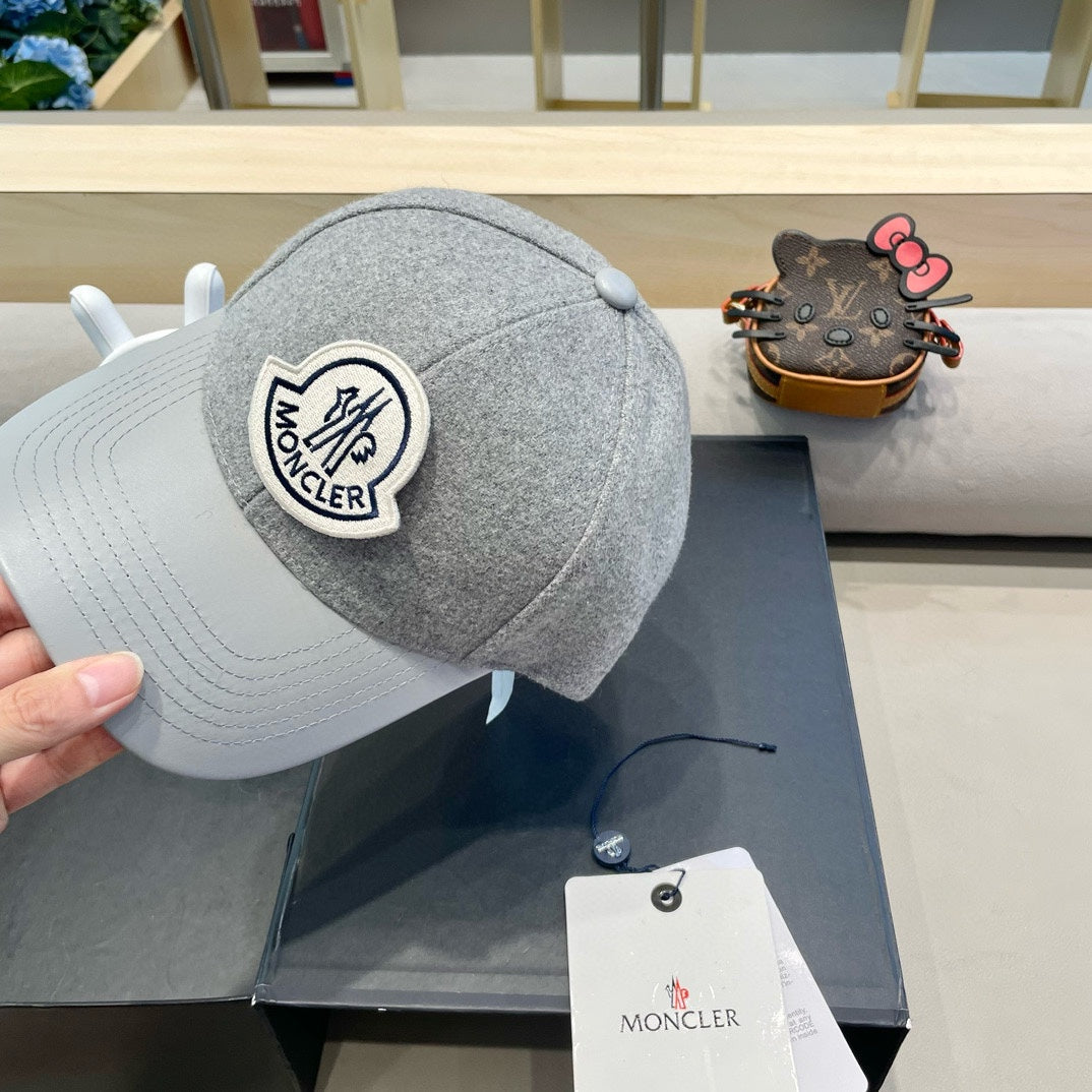 CHANEL WOOL-TWEED AND LEATHER BASEBALL CAP PALE GRAY 428236