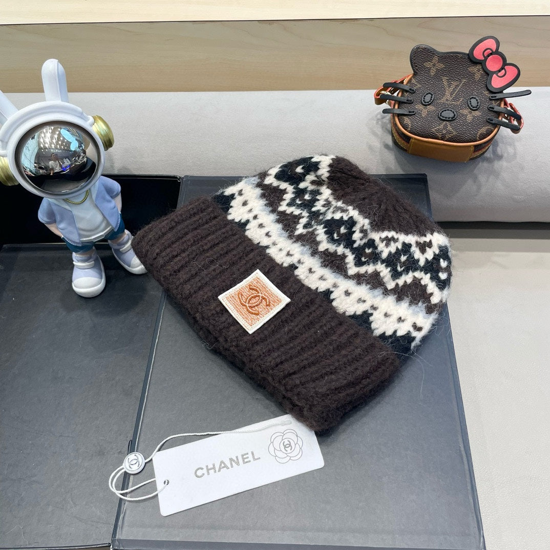 CHANEL KNIT BEANIE HAT CHOCOLATE BROWN 428240