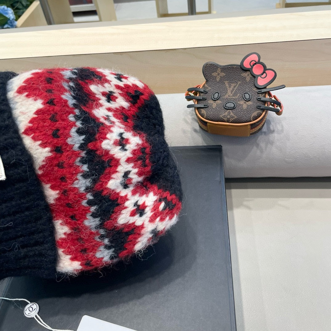 CHANEL KNIT BEANIE HAT BLACK MIX RED 428243