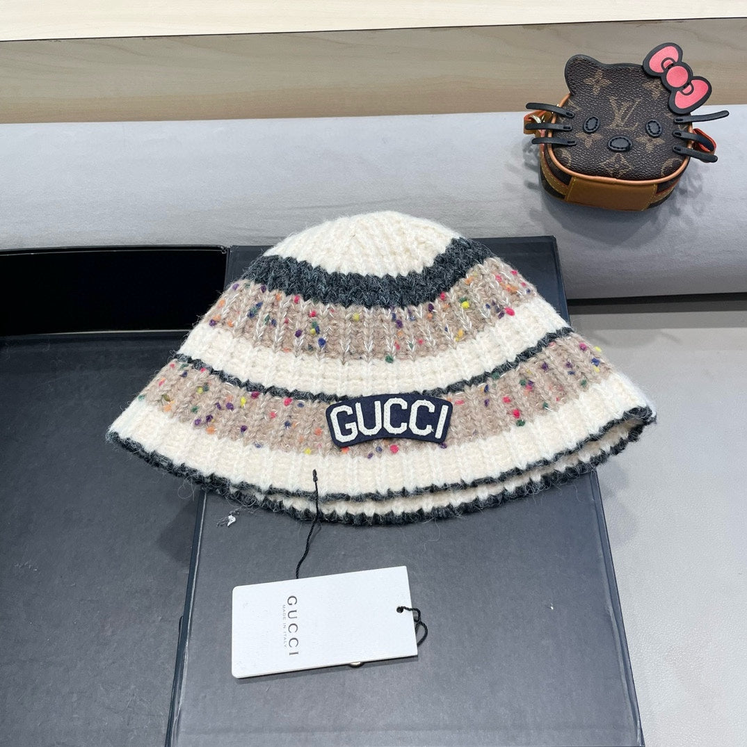 GUCCI STRIPED KNITTED BUCKET HAT COLORFUL 428101