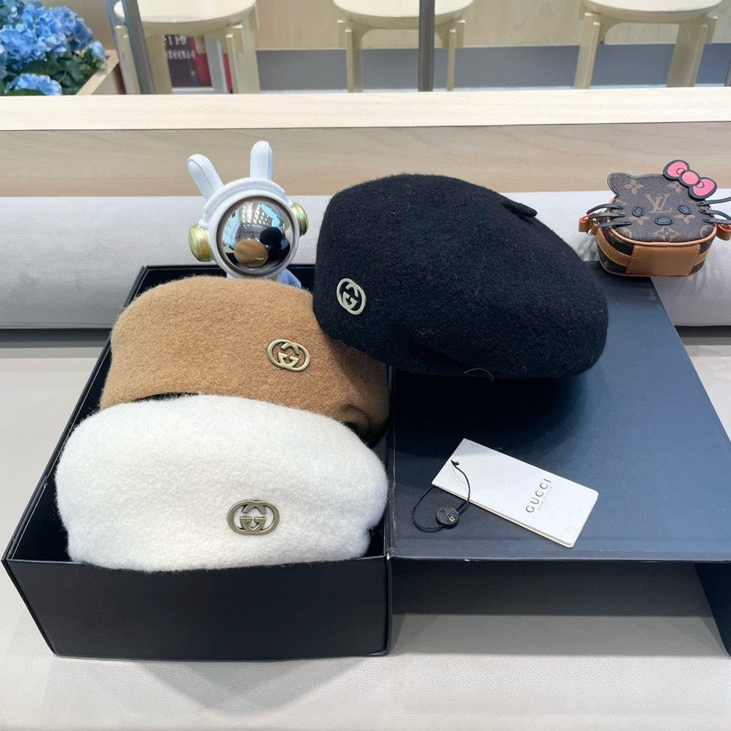GUCCI BERET HAT IN BLACK WOOL 430078