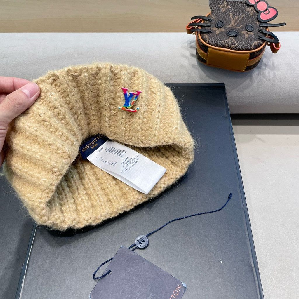 LOUIS VUITTON KNITTED BEANIE HAT IN CREAM BEIGE WOOL 431618