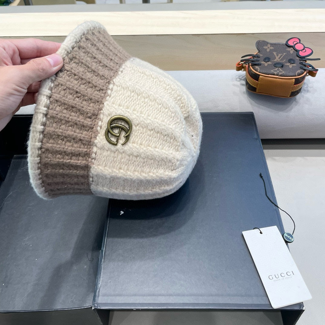 GUCCI KNIT BUCKET HAT IN BEIGE MIX MEDIUM BROWN WOOL 431640