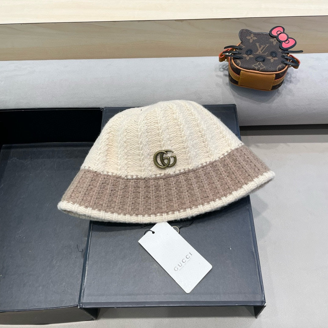 GUCCI KNIT BUCKET HAT IN BEIGE MIX MEDIUM BROWN WOOL 431640