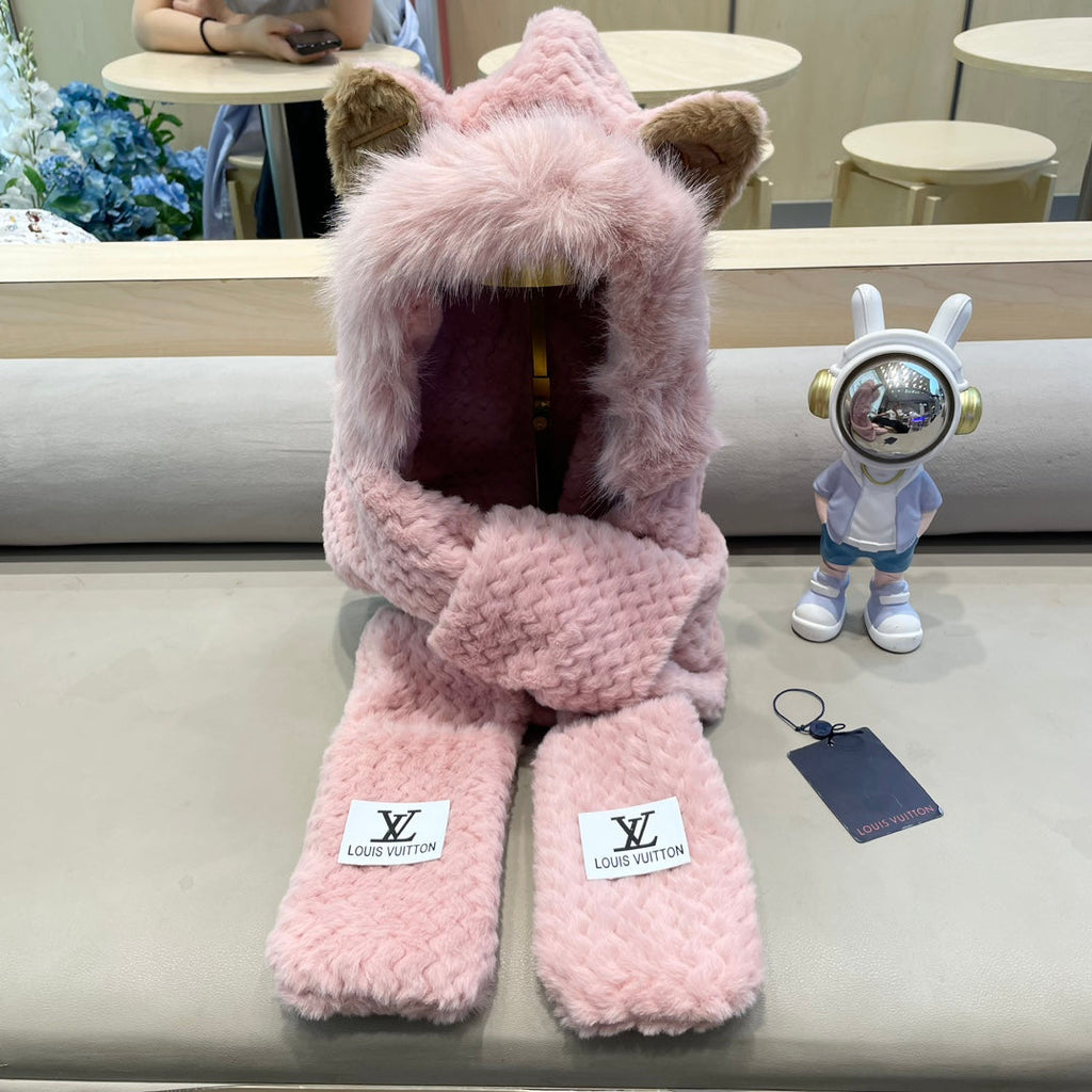 LOUIS VUITTON BEANIE HAT IN PASTEL PINK WOOL AND LAMB FUR 435072