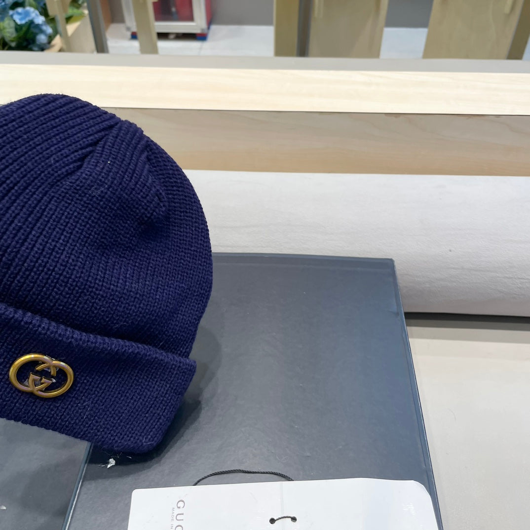 GUCCI BEANIE HAT IN NAVY BLUE WOOL 433462