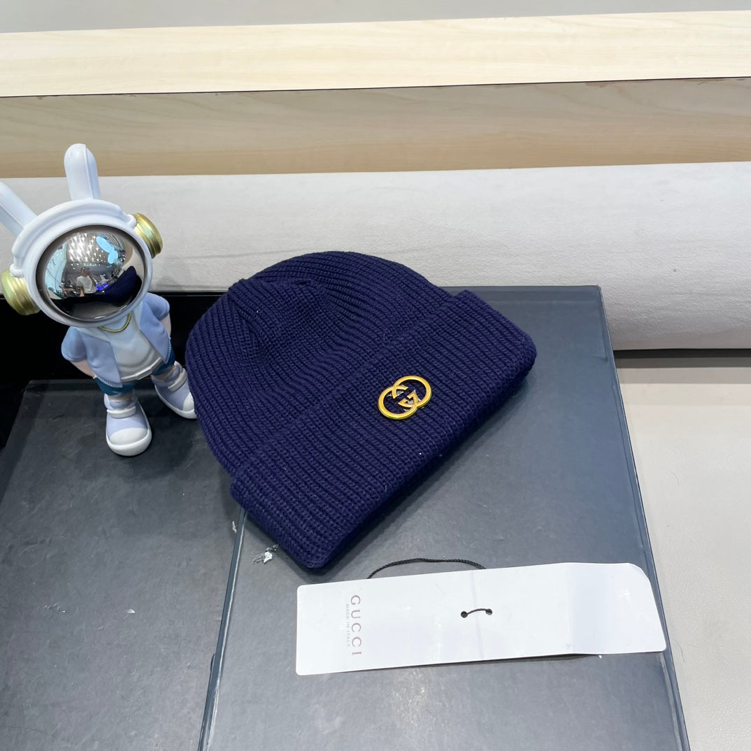 GUCCI BEANIE HAT IN NAVY BLUE WOOL 433462