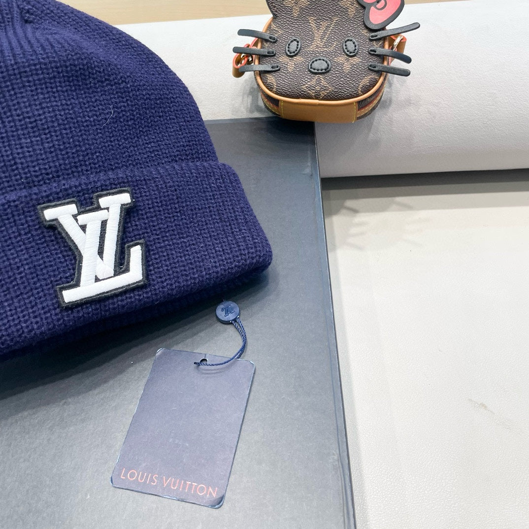 LOUIS VUITTON BEANIE HAT IN NAVY BLUE  WOOL 435030