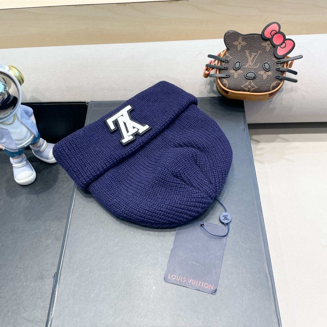 LOUIS VUITTON BEANIE HAT IN NAVY BLUE  WOOL 435030