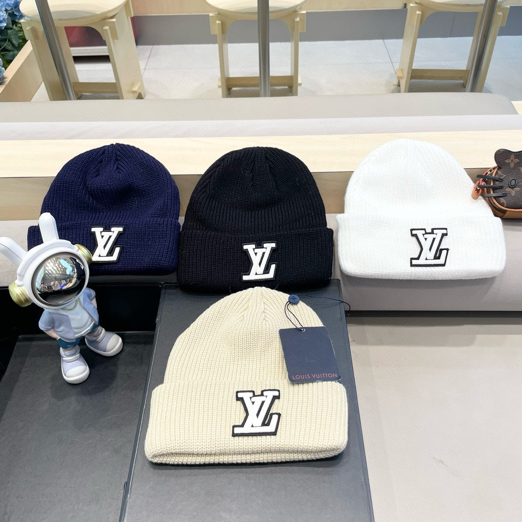 LOUIS VUITTON BEANIE HAT IN NAVY BLUE  WOOL 435030