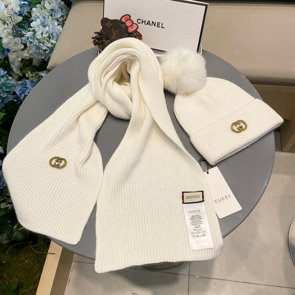 GUCCI SET SCARF AND HAT IN WHITE CASHMERE 436220
