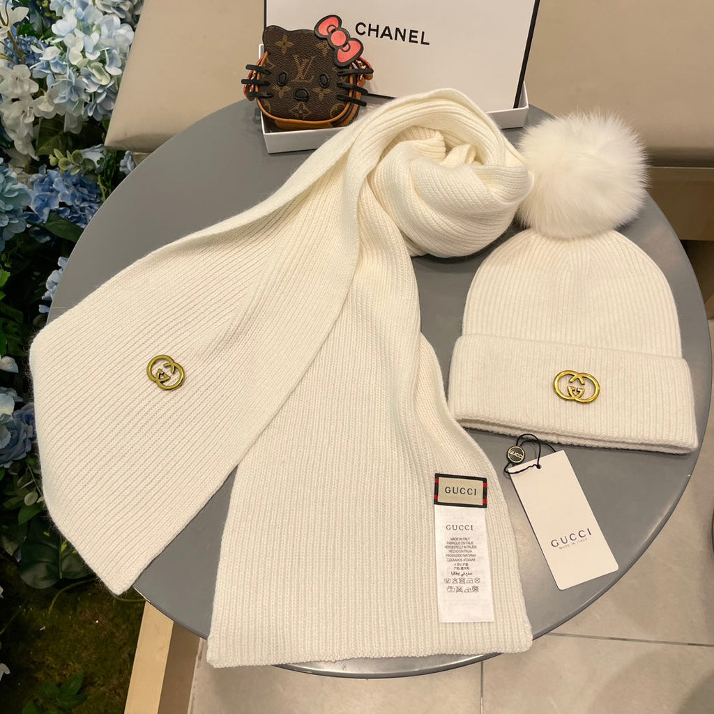 GUCCI SET SCARF AND HAT IN WHITE CASHMERE 436220